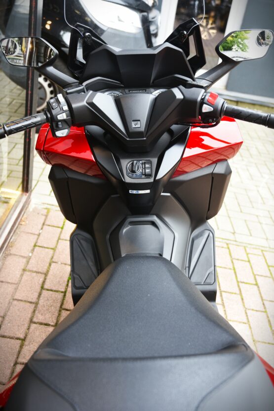 HONDA FORZA 350 – Image 7