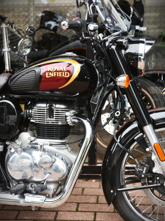 ROYAL ENFIELD CLASSIC 350 – Image 4