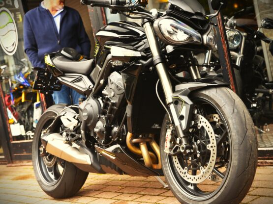 TRIUMPH 765 STREET TRIPLE RS 2025 – Image 5