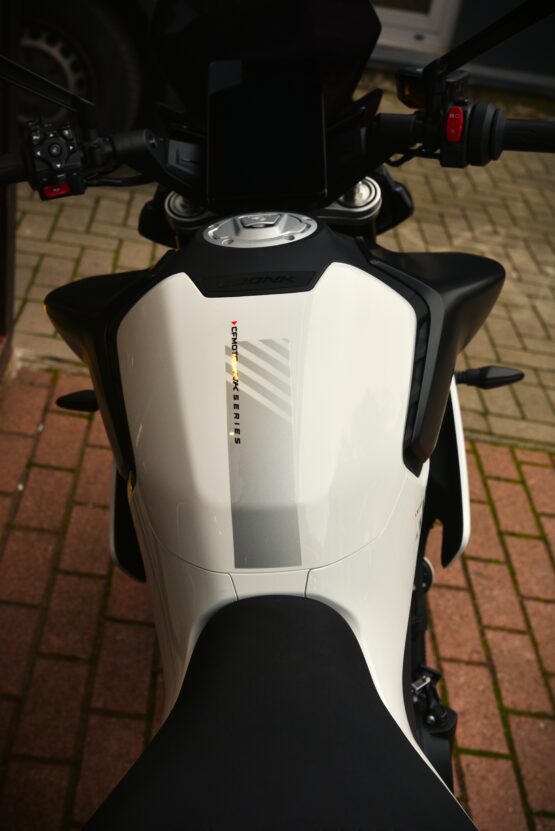 CF MOTO 800 NK ADVANCED – Image 7