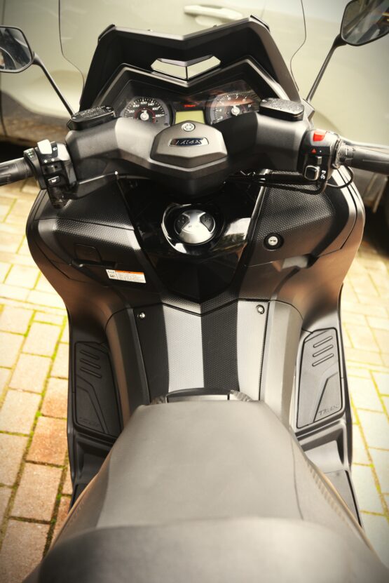 YAMAHA T-MAX 530 – Image 7