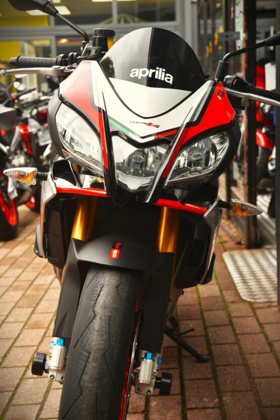 APRILIA TUONO V4 1100 FACTORY – Image 6