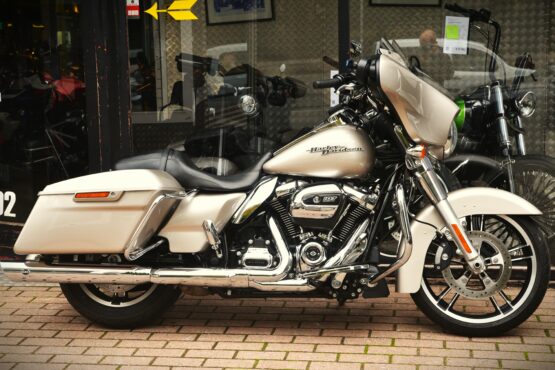 HARLEY DAVIDSON 107 STREET GLIDE – Image 2