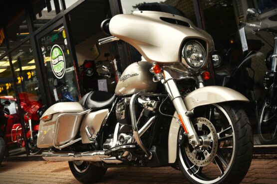 HARLEY DAVIDSON 107 STREET GLIDE – Image 5