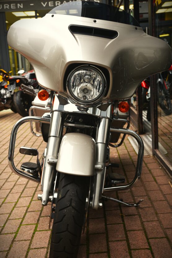HARLEY DAVIDSON 107 STREET GLIDE – Image 6