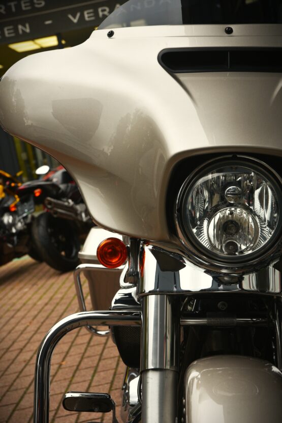 HARLEY DAVIDSON 107 STREET GLIDE – Image 9