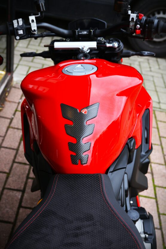 DUCATI STREETFIGHTER V2 – Image 7
