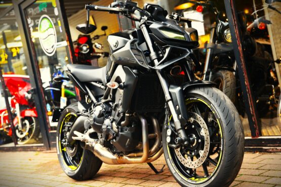 YAMAHA MT-09 – Image 5