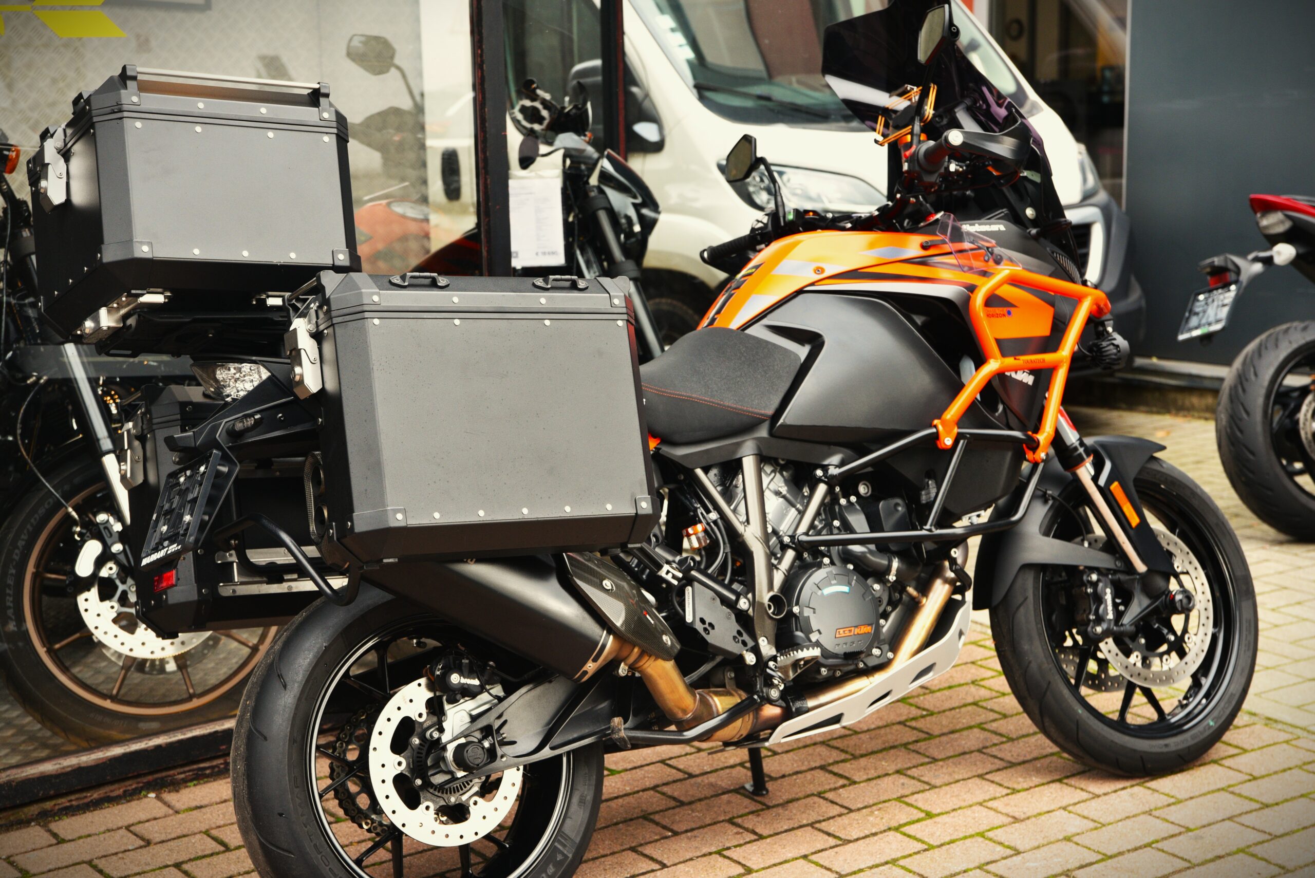 KTM 1290 SUPER ADVENTURE S – Image 3