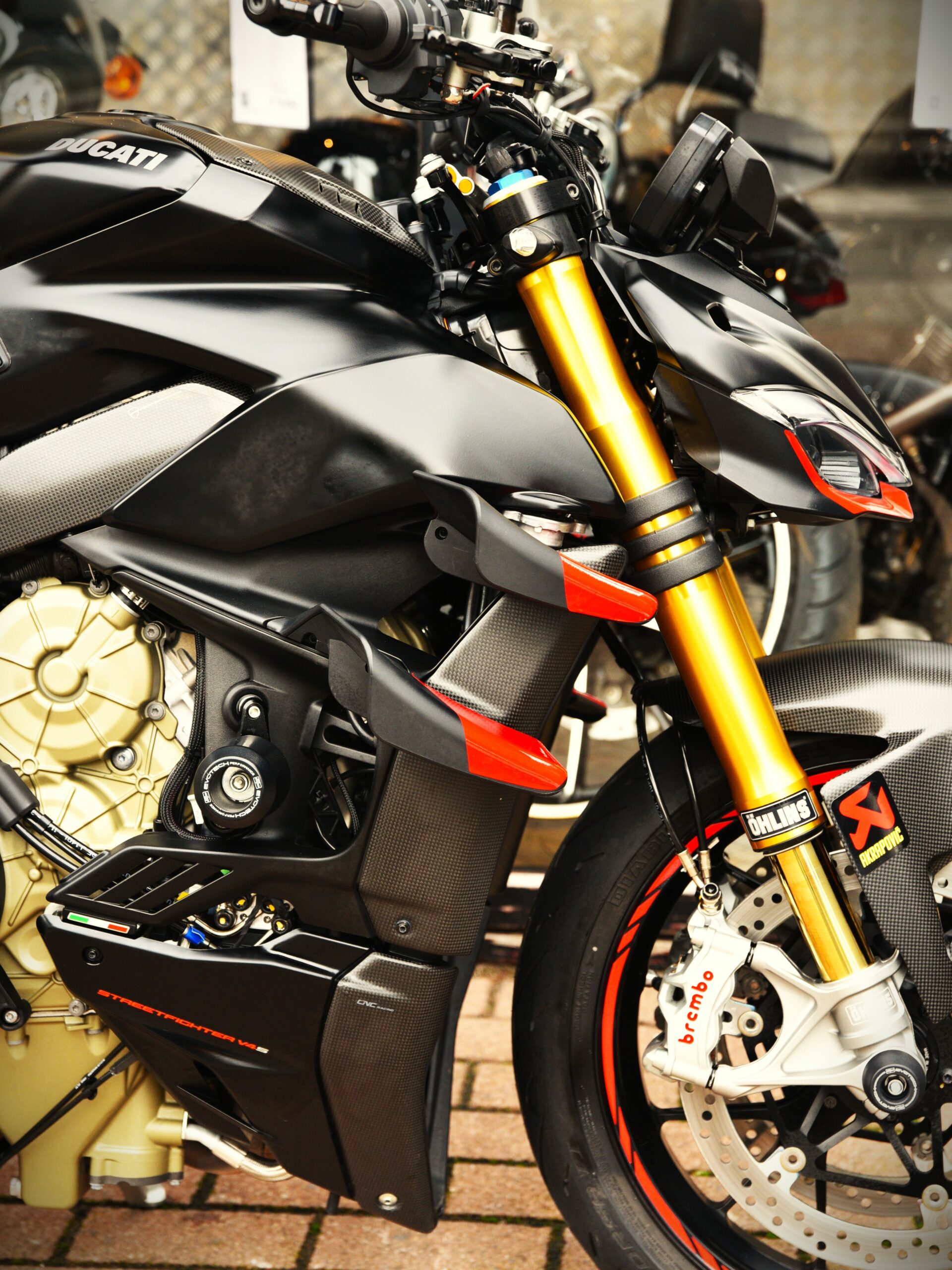 DUCATI STREETFIGHTER V4S – Image 4