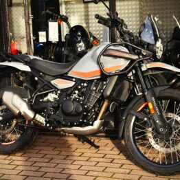 ROYAL ENFIELD HIMALAYAN 450 (TVAC) NEUVE!!!