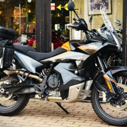 KTM 890 ADVENTURE