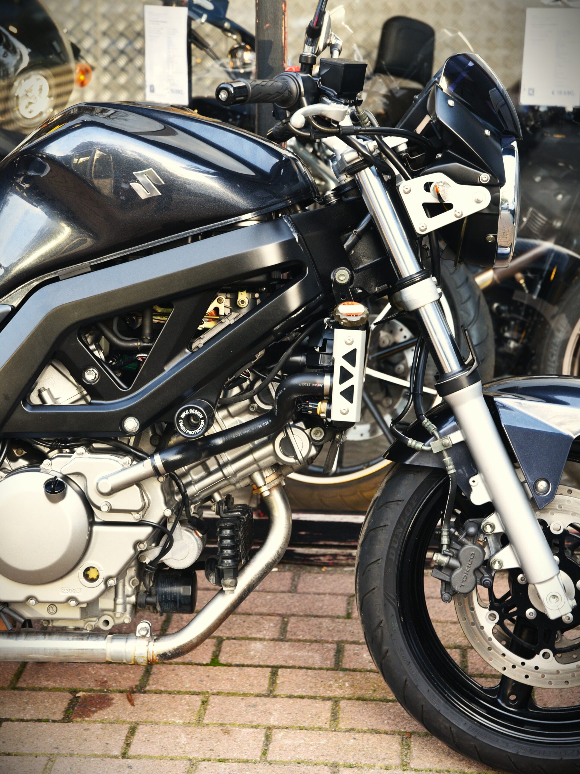 SUZUKI SV 650 – Image 4