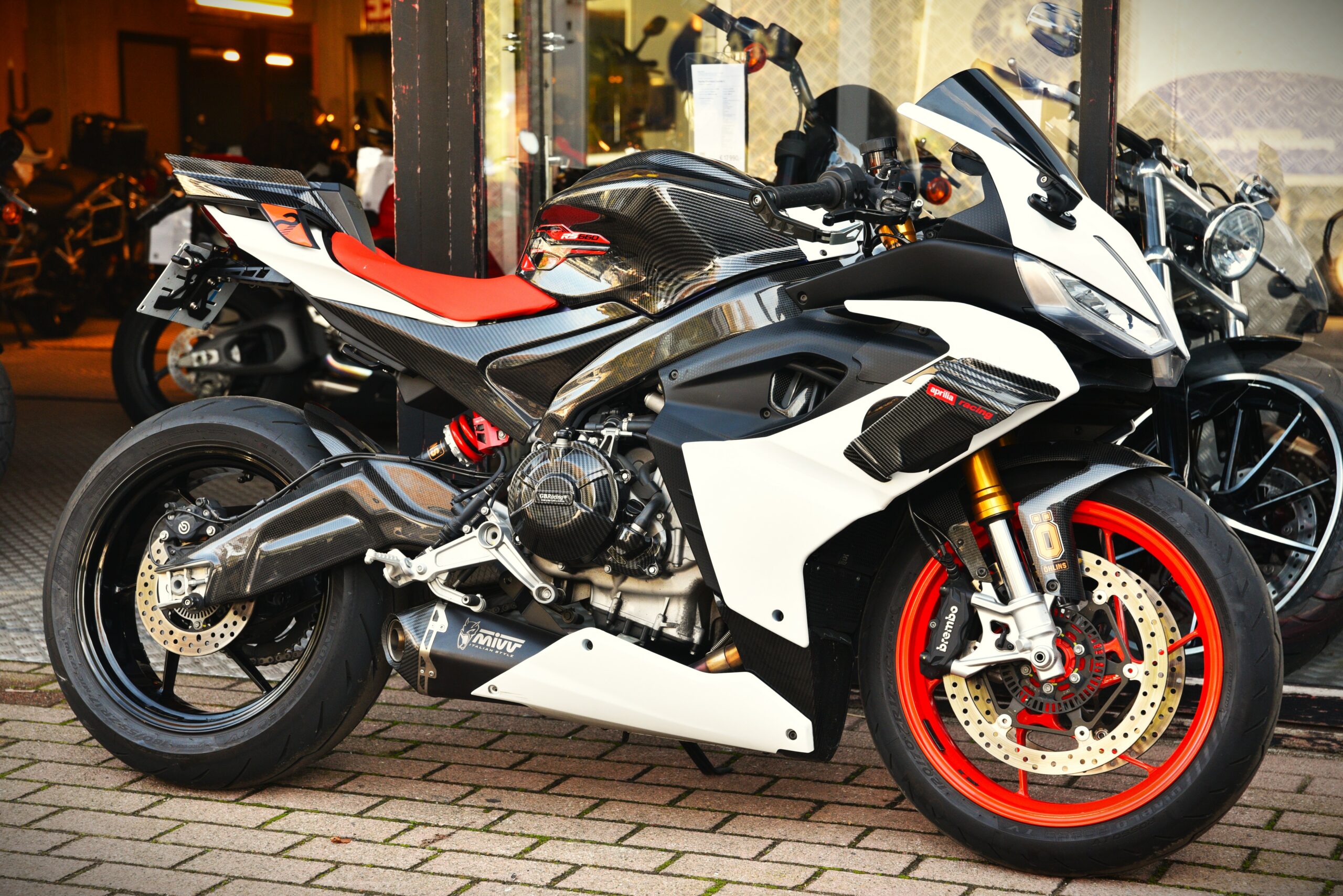 APRILIA RS 660