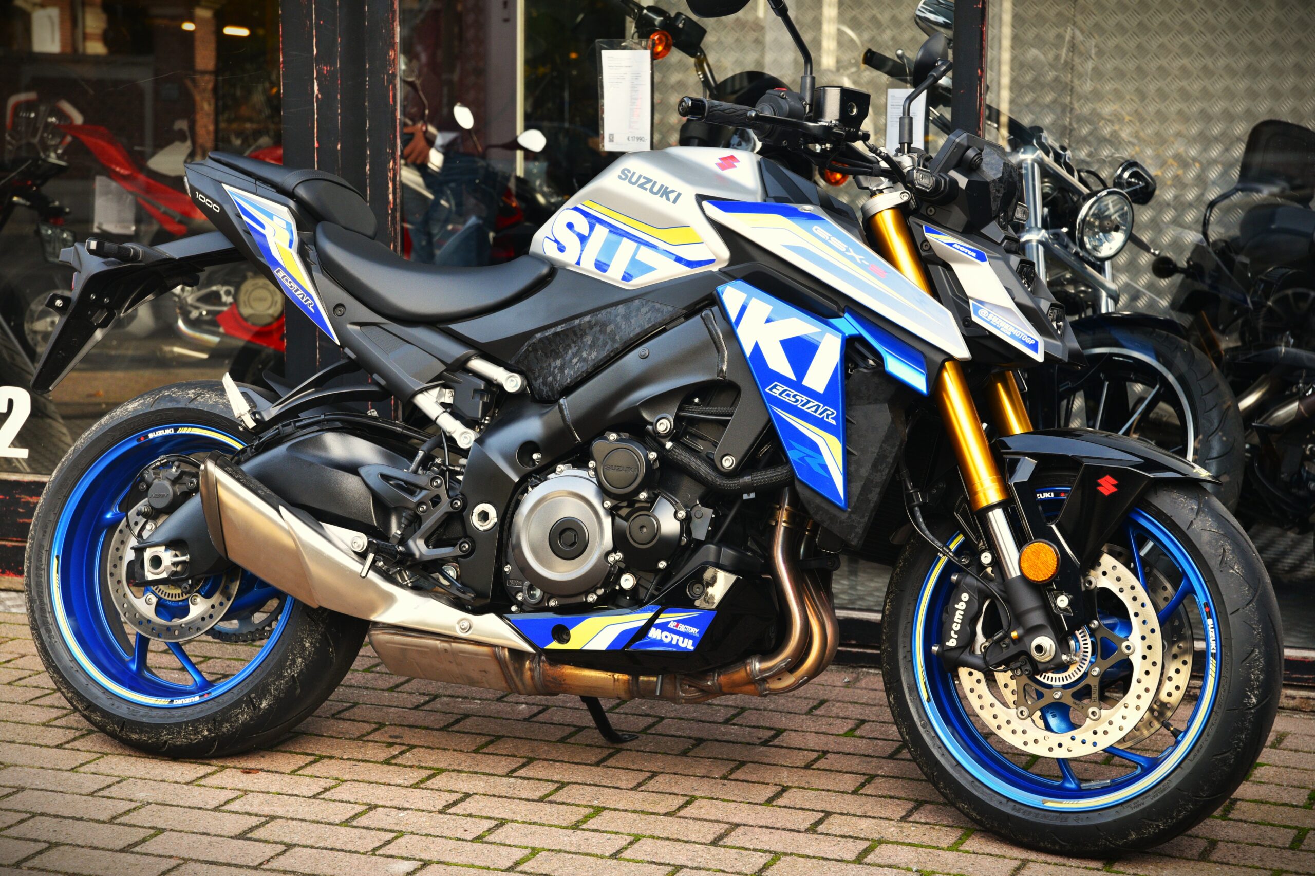 SUZUKI GSX-S 1000