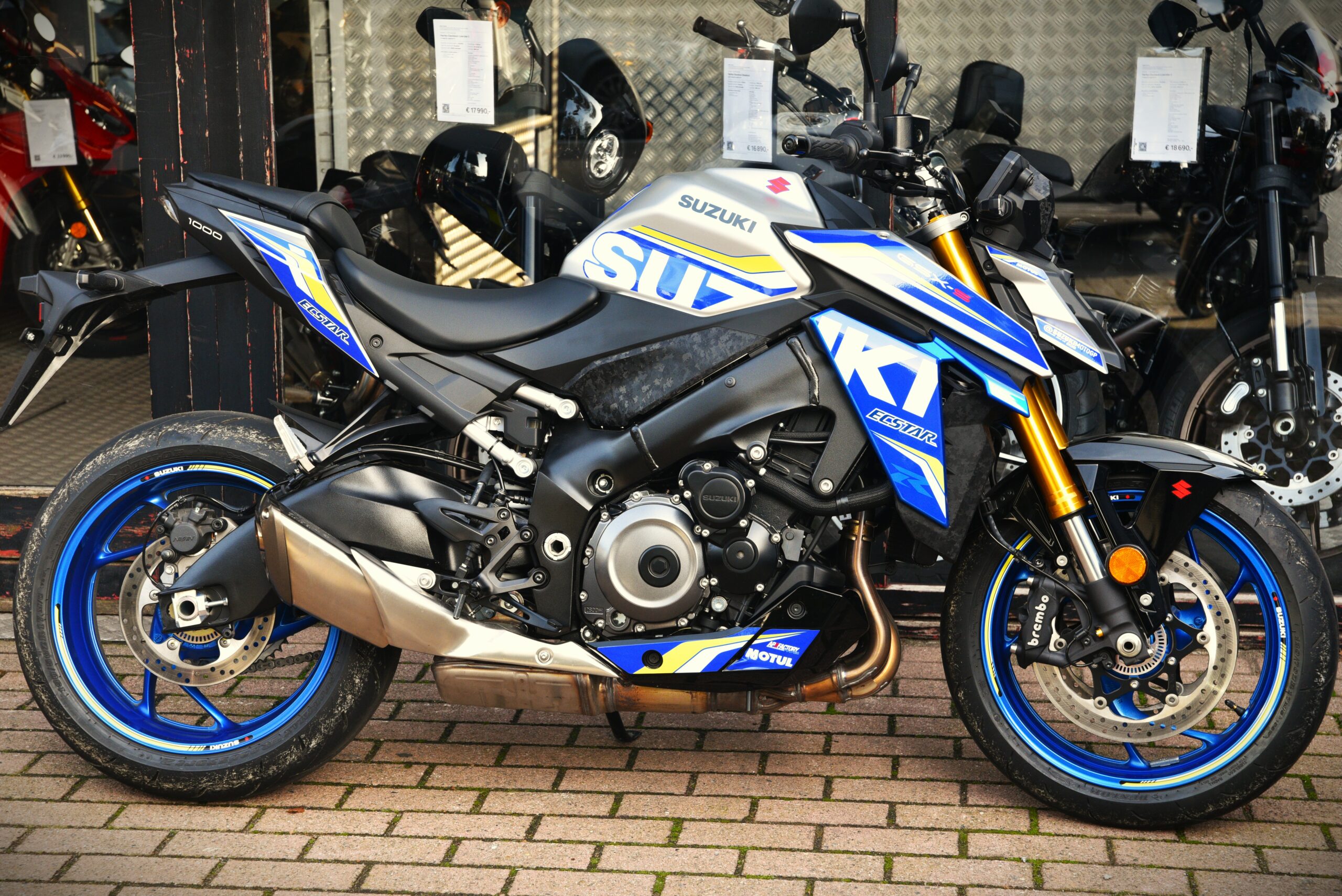 SUZUKI GSX-S 1000 – Image 2