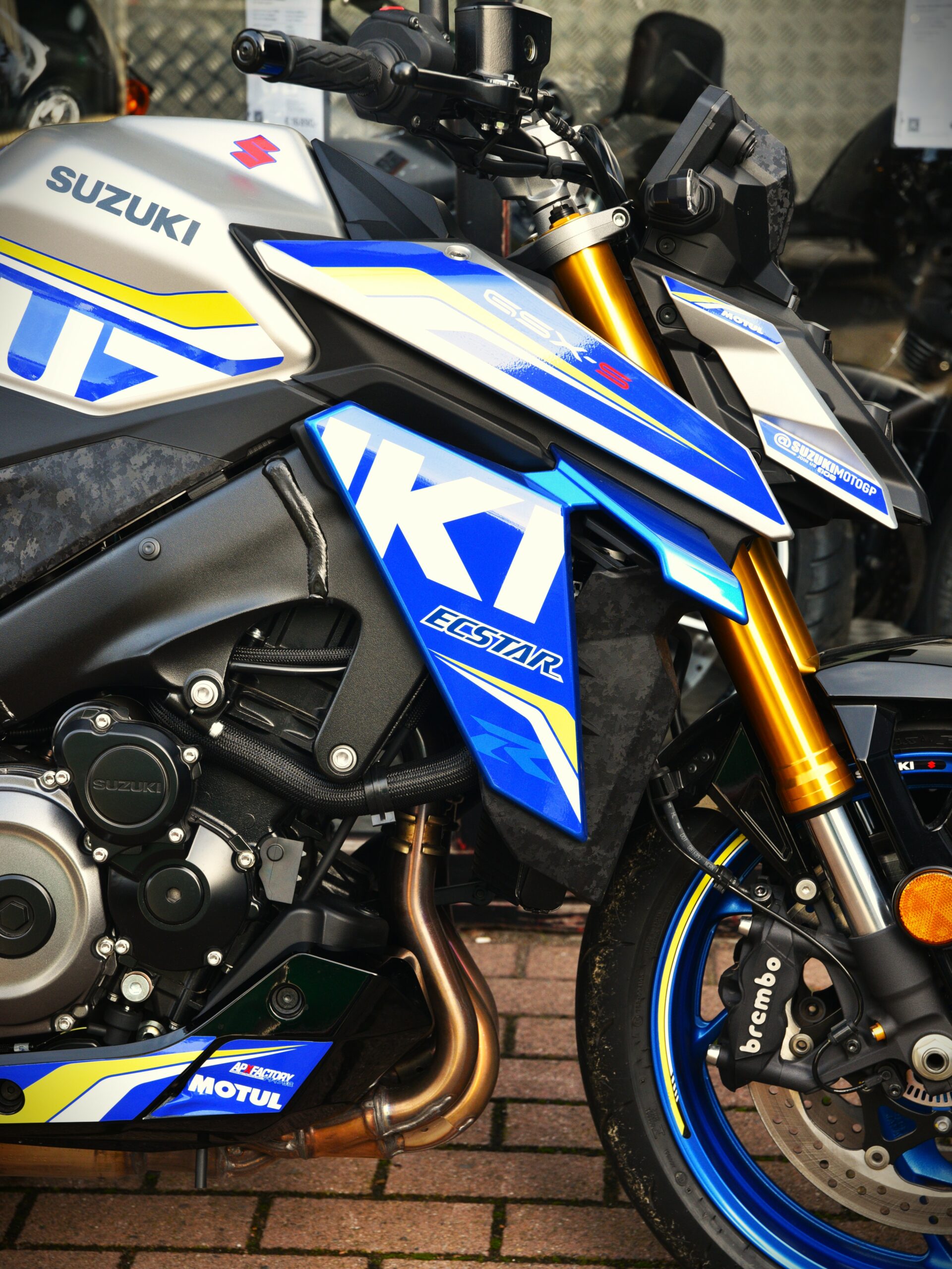 SUZUKI GSX-S 1000 – Image 4