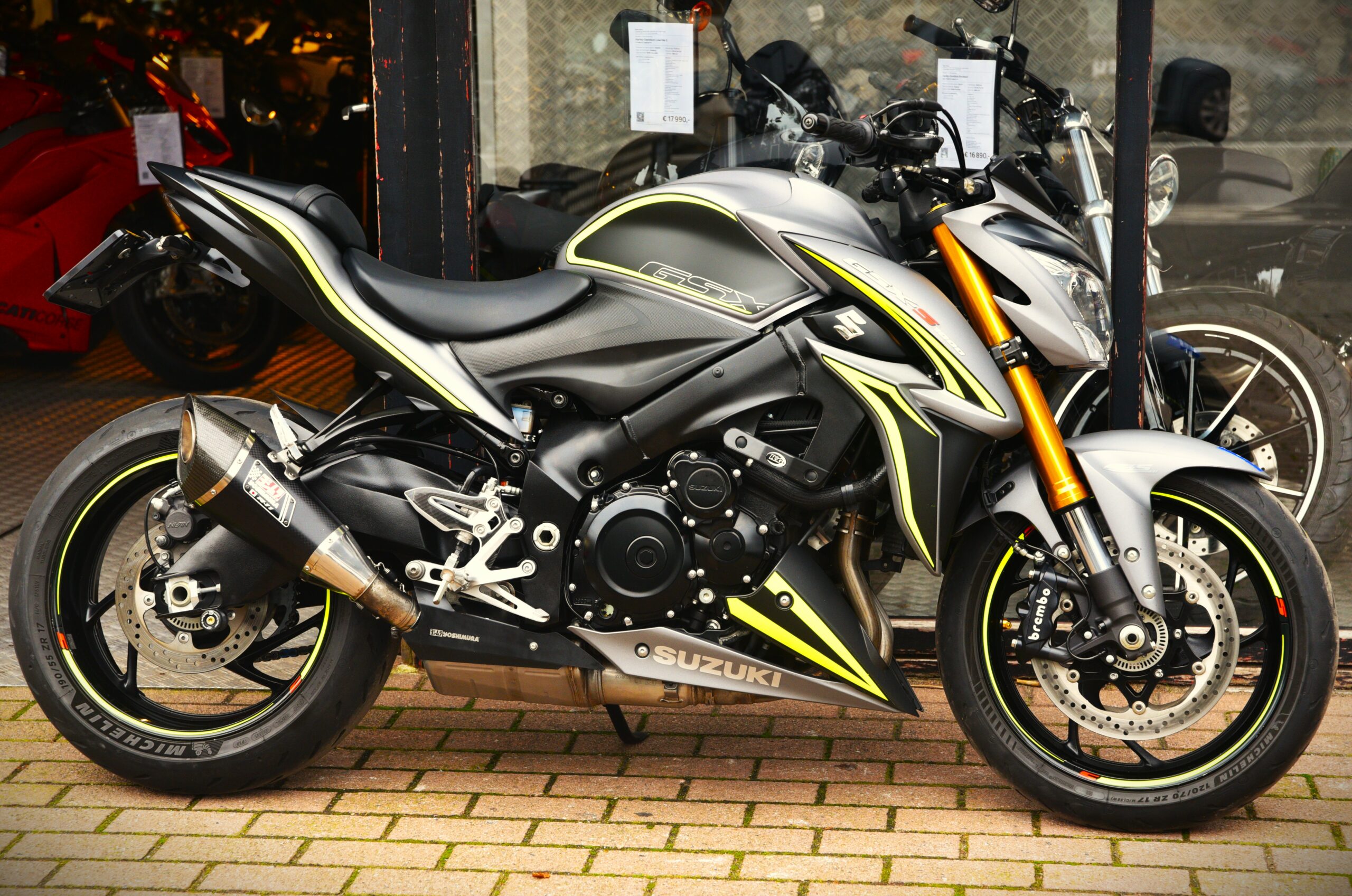 SUZUKI GSX-S 1000 – Image 2