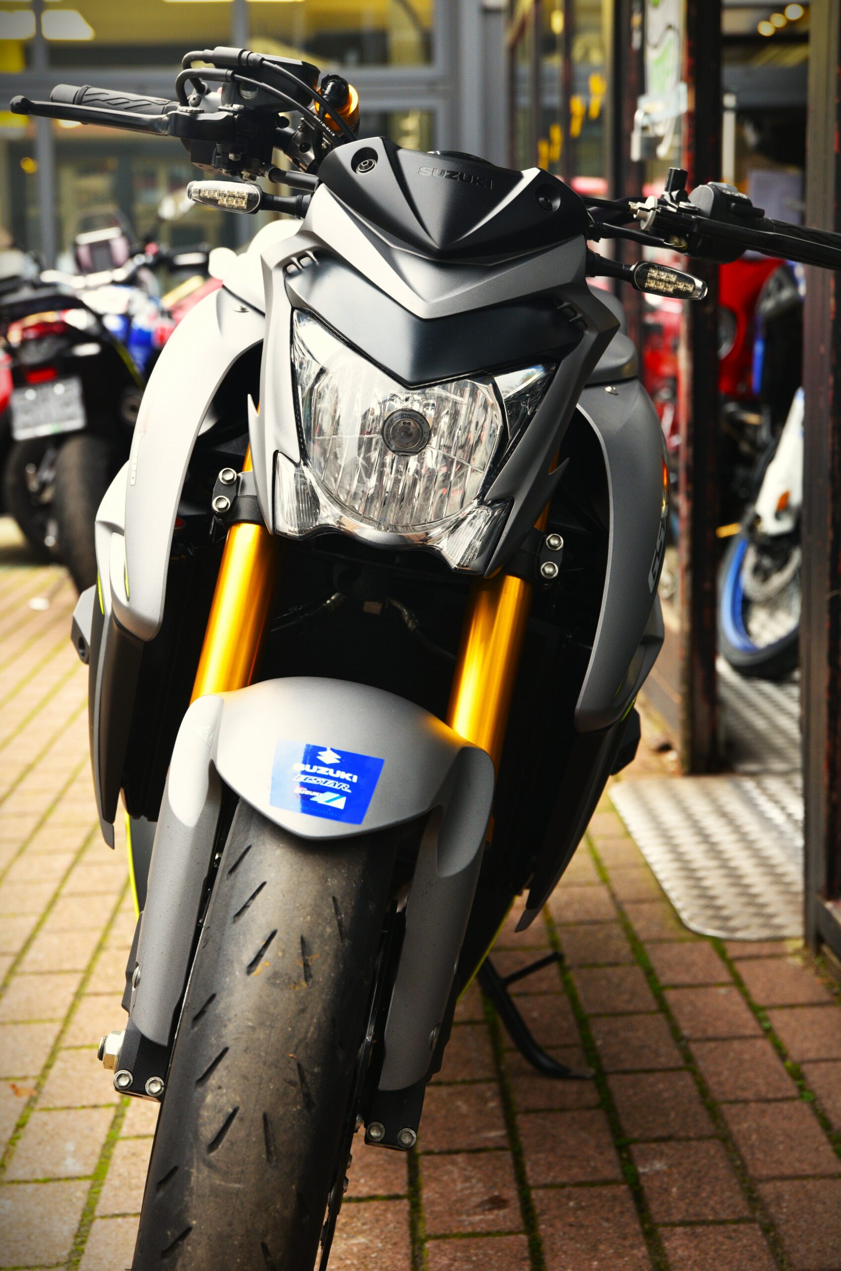 SUZUKI GSX-S 1000 – Image 6