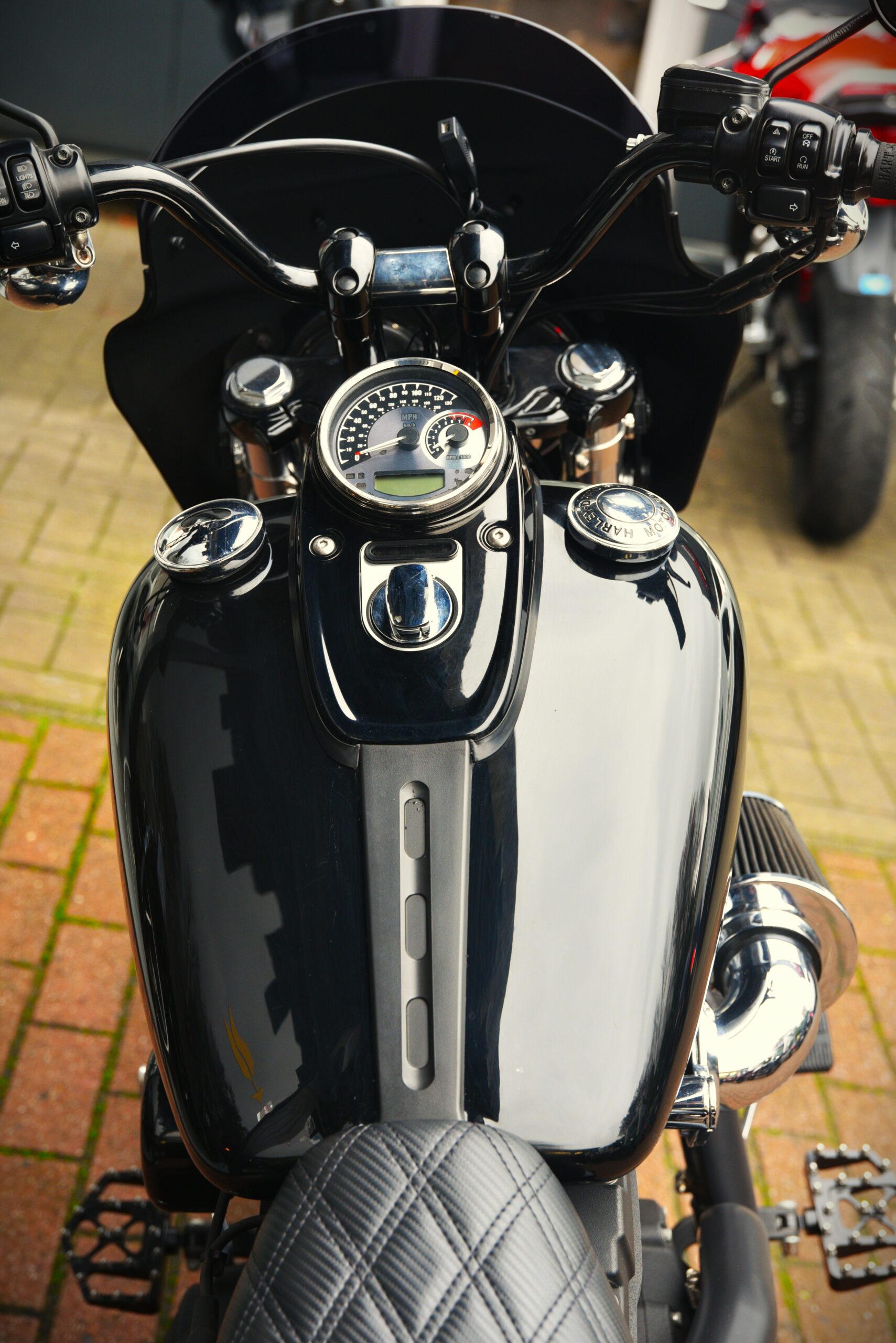 HARLEY DAVIDSON 103 FAT BOB – Image 7