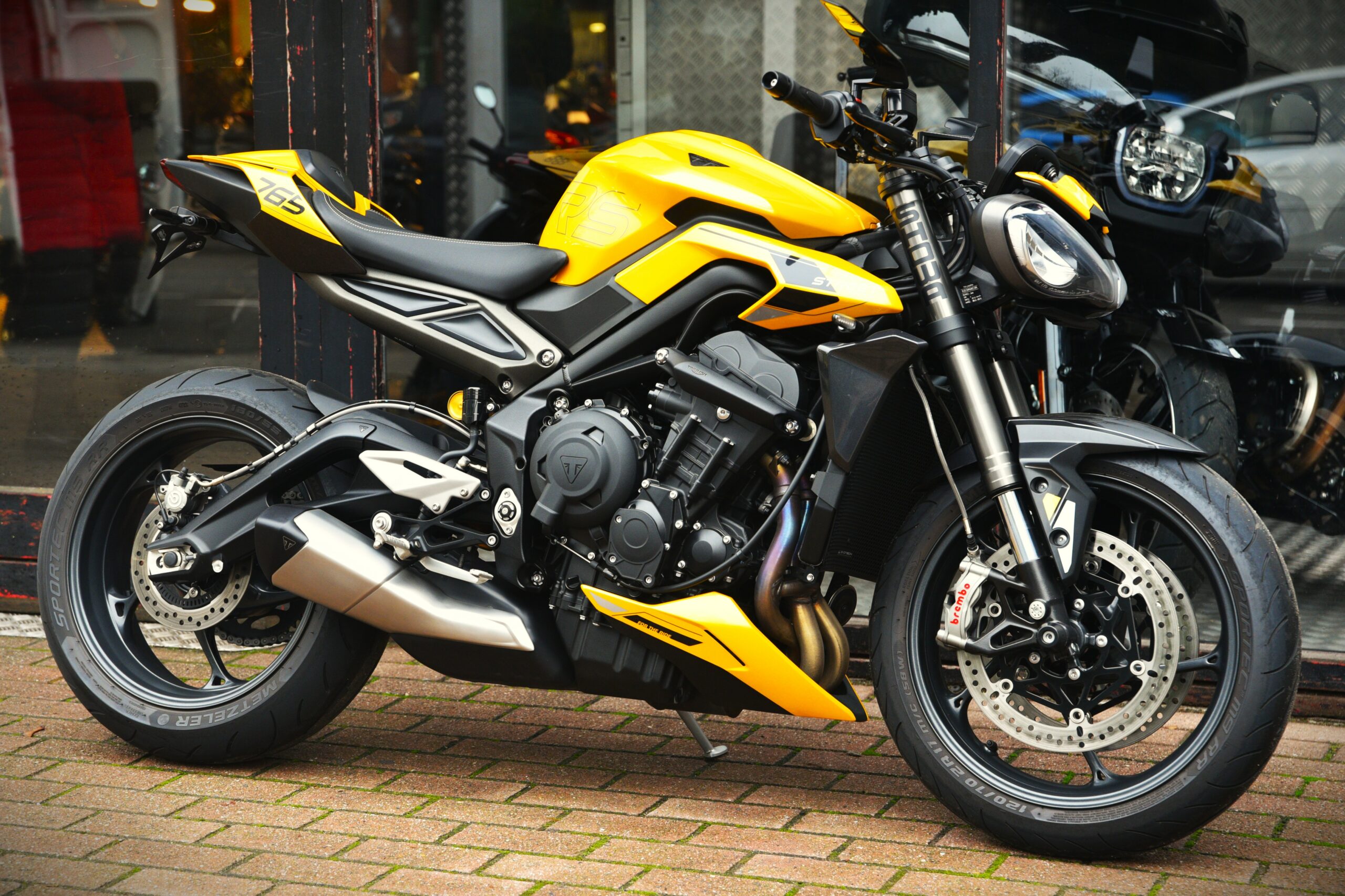 TRIUMPH 765 STREET TRIPLE RS