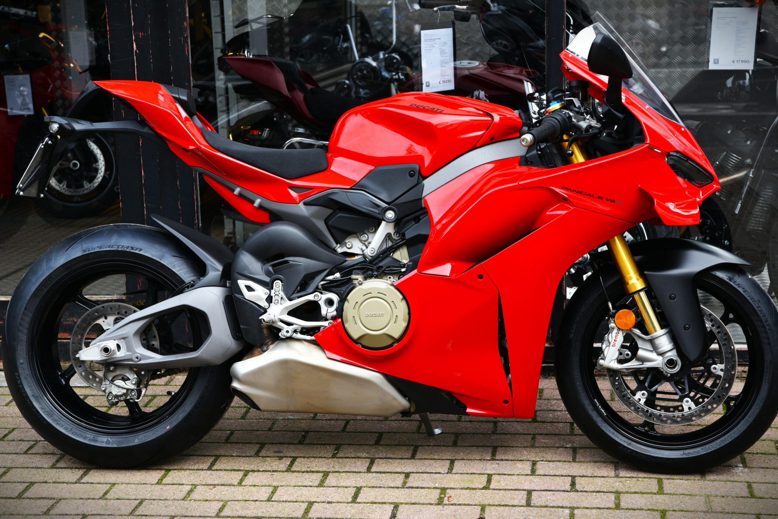 DUCATI PANIGALE V4S – Image 2