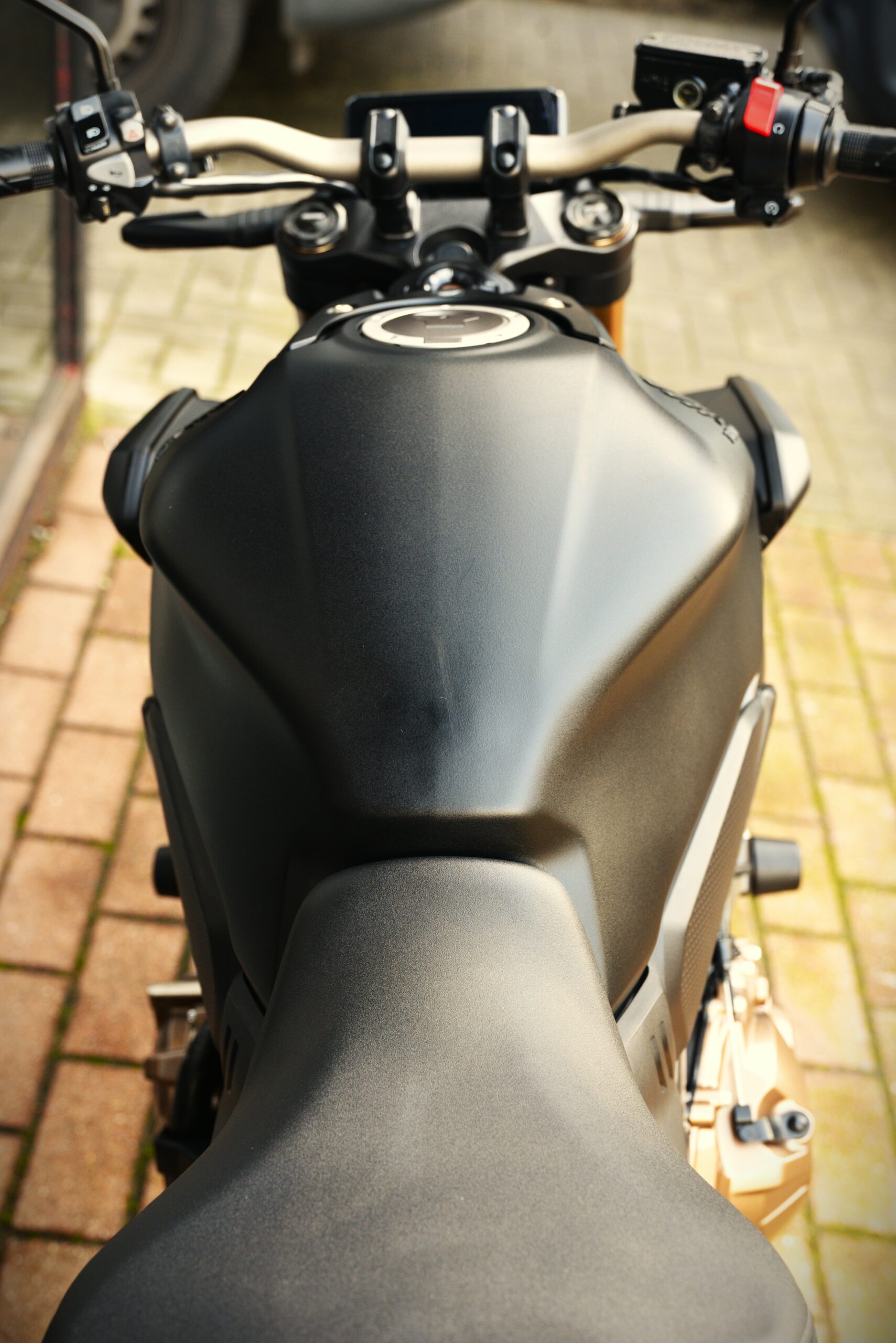HONDA CB 650 R – Image 7