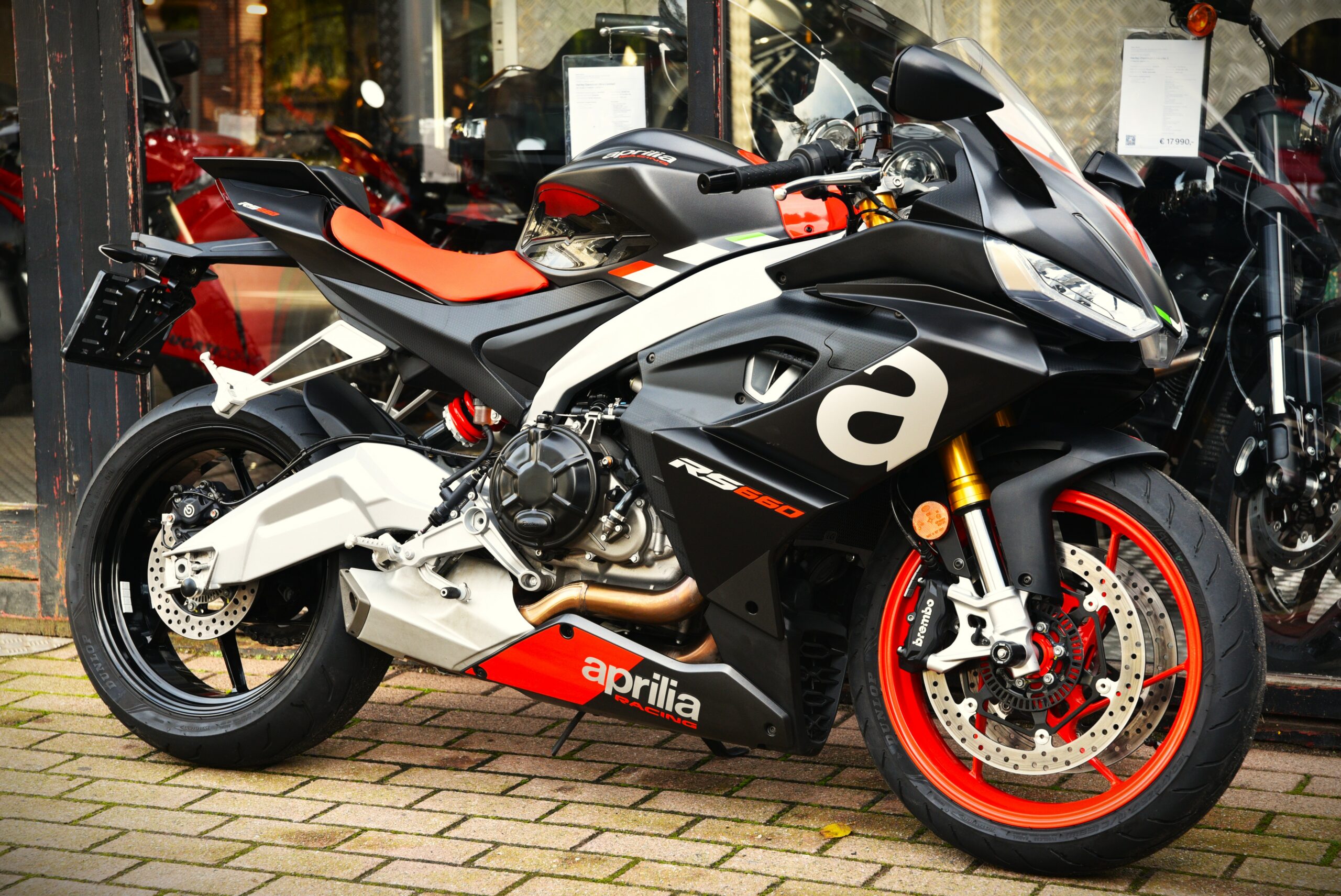 APRILIA RS 660