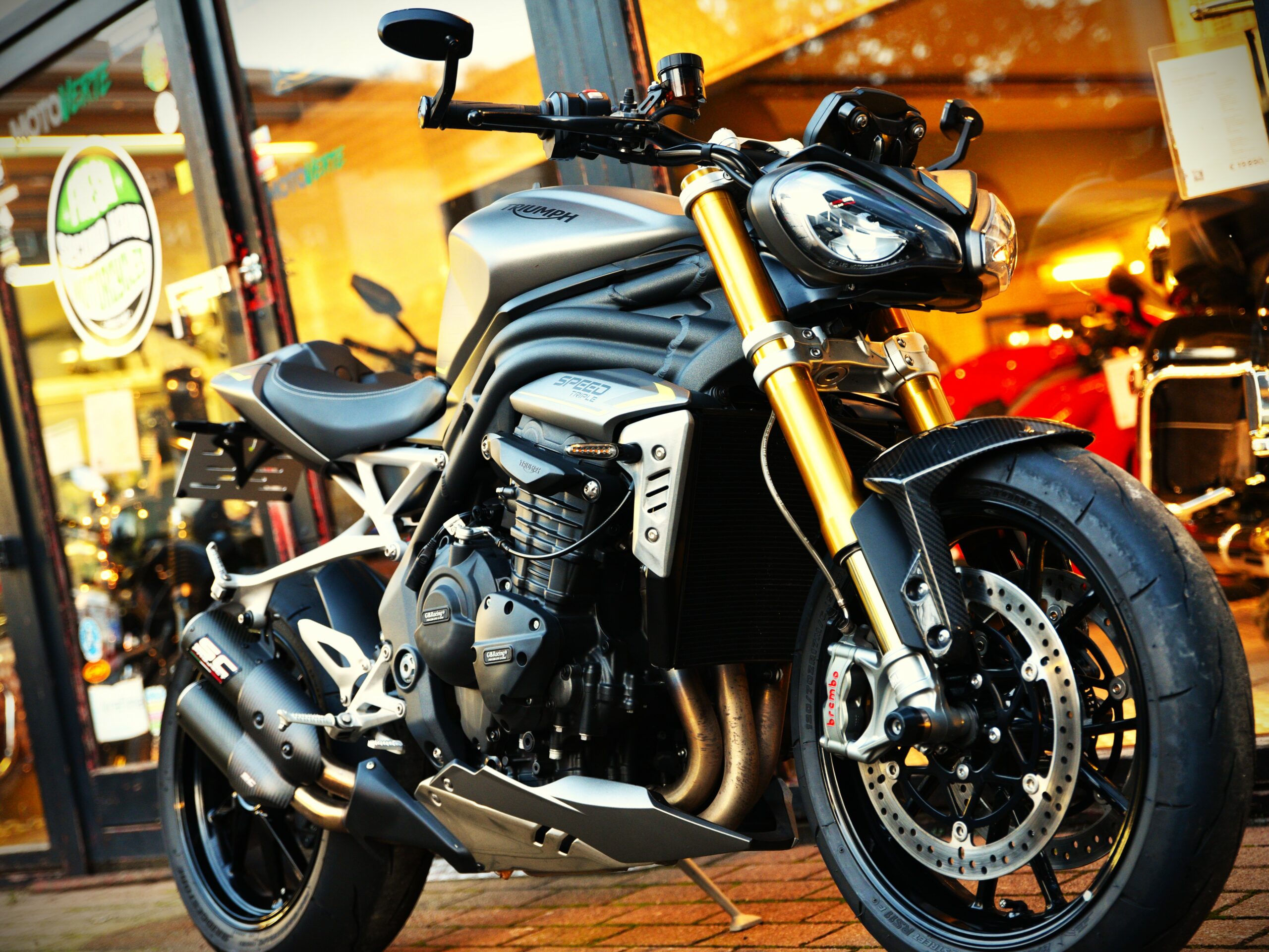 TRIUMPH 1200 SPEED TRIPLE RS – Image 5