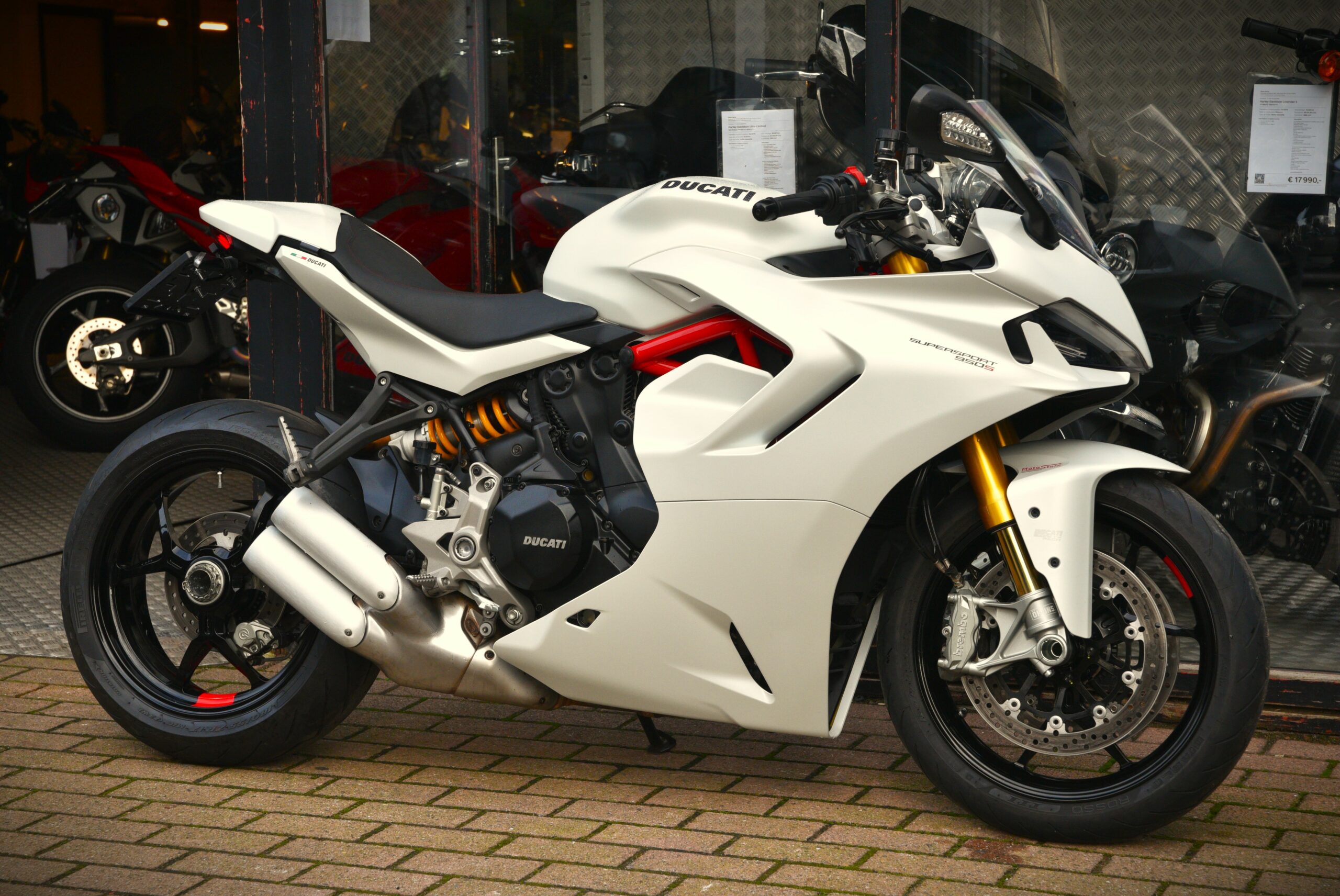 DUCATI SUPERSPORT 950 S