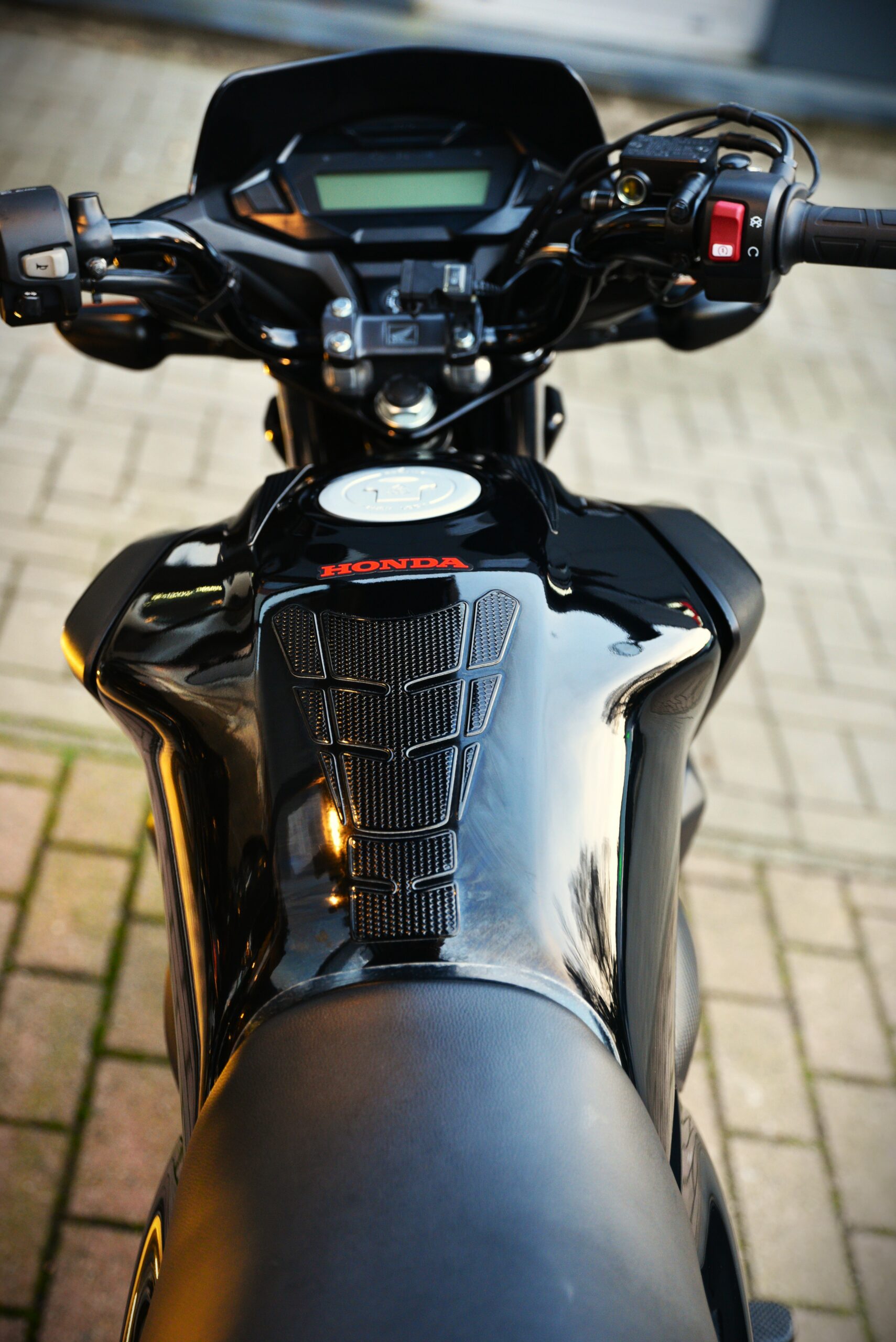 HONDA CB 125 F – Image 7