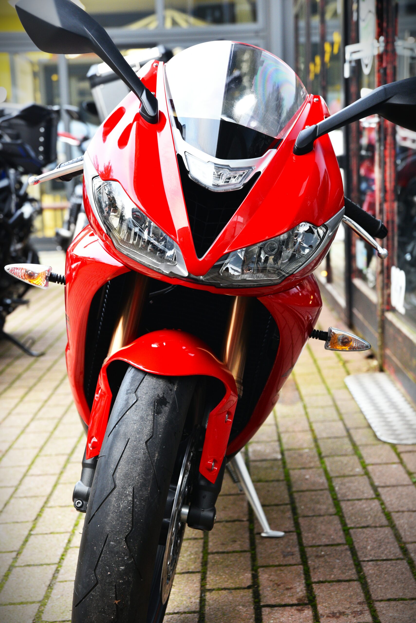TRIUMPH DAYTONA 675 – Image 6