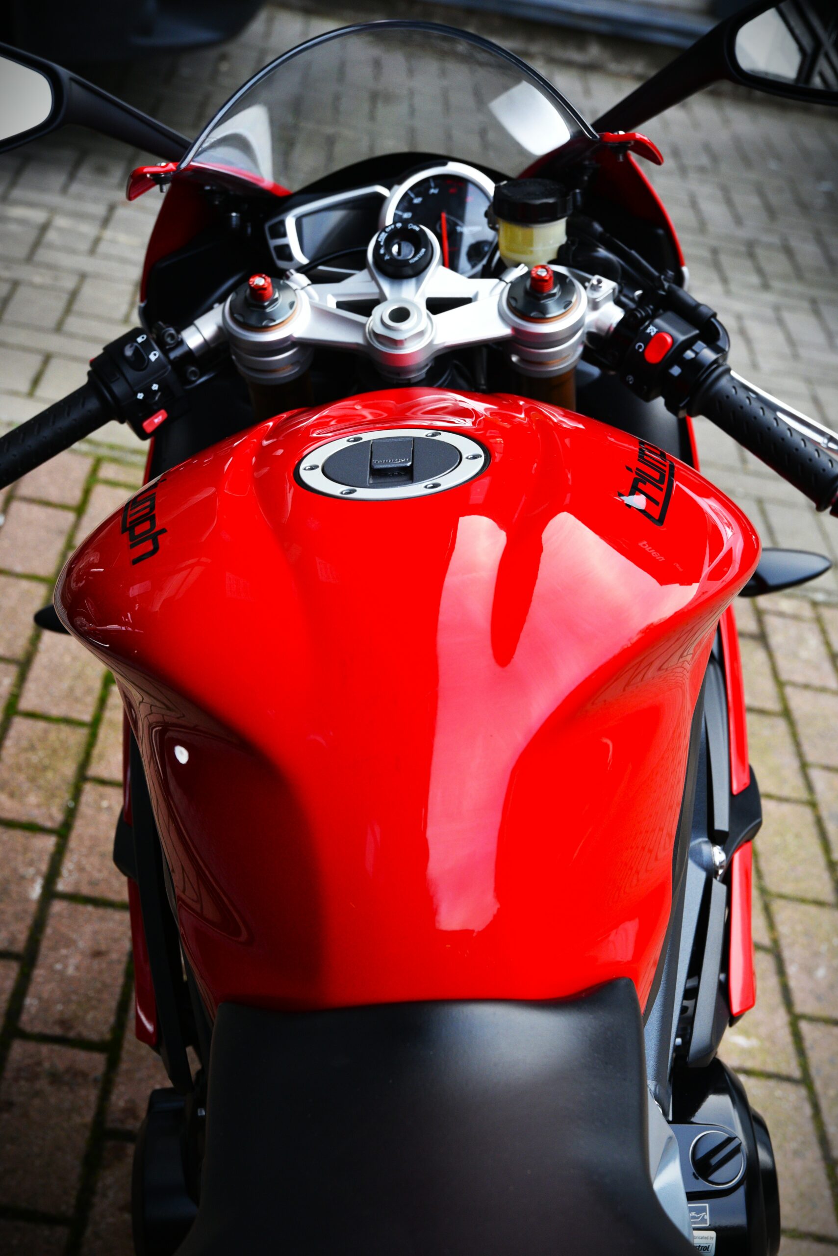 TRIUMPH DAYTONA 675 – Image 7