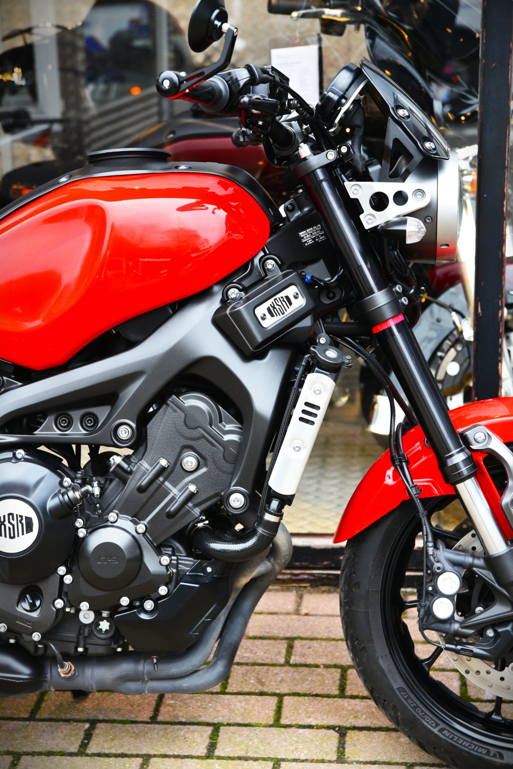 YAMAHA XSR 900 – Image 4