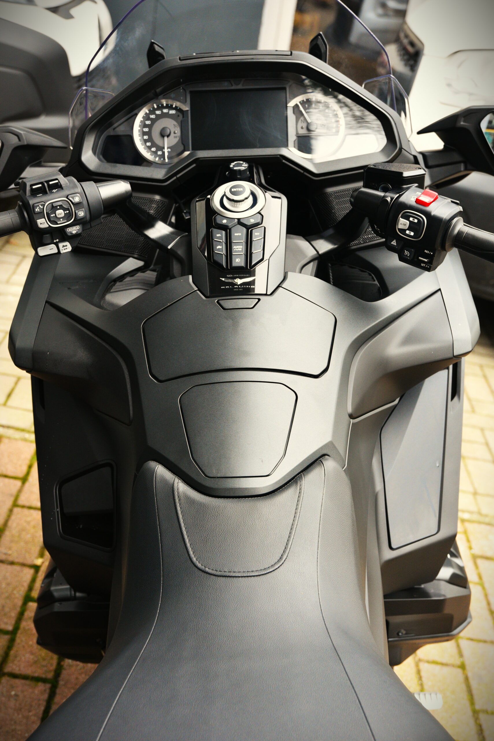 HONDA GL1800 GOLDWING DCT 50th anniversary – Image 7