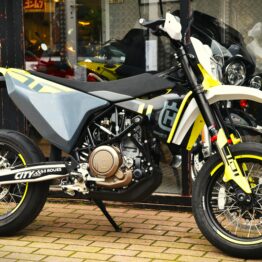 HUSQVARNA 701 SUPERMOTO