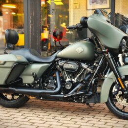 HARLEY DAVIDSON 114 STREET GLIDE SPECIAL