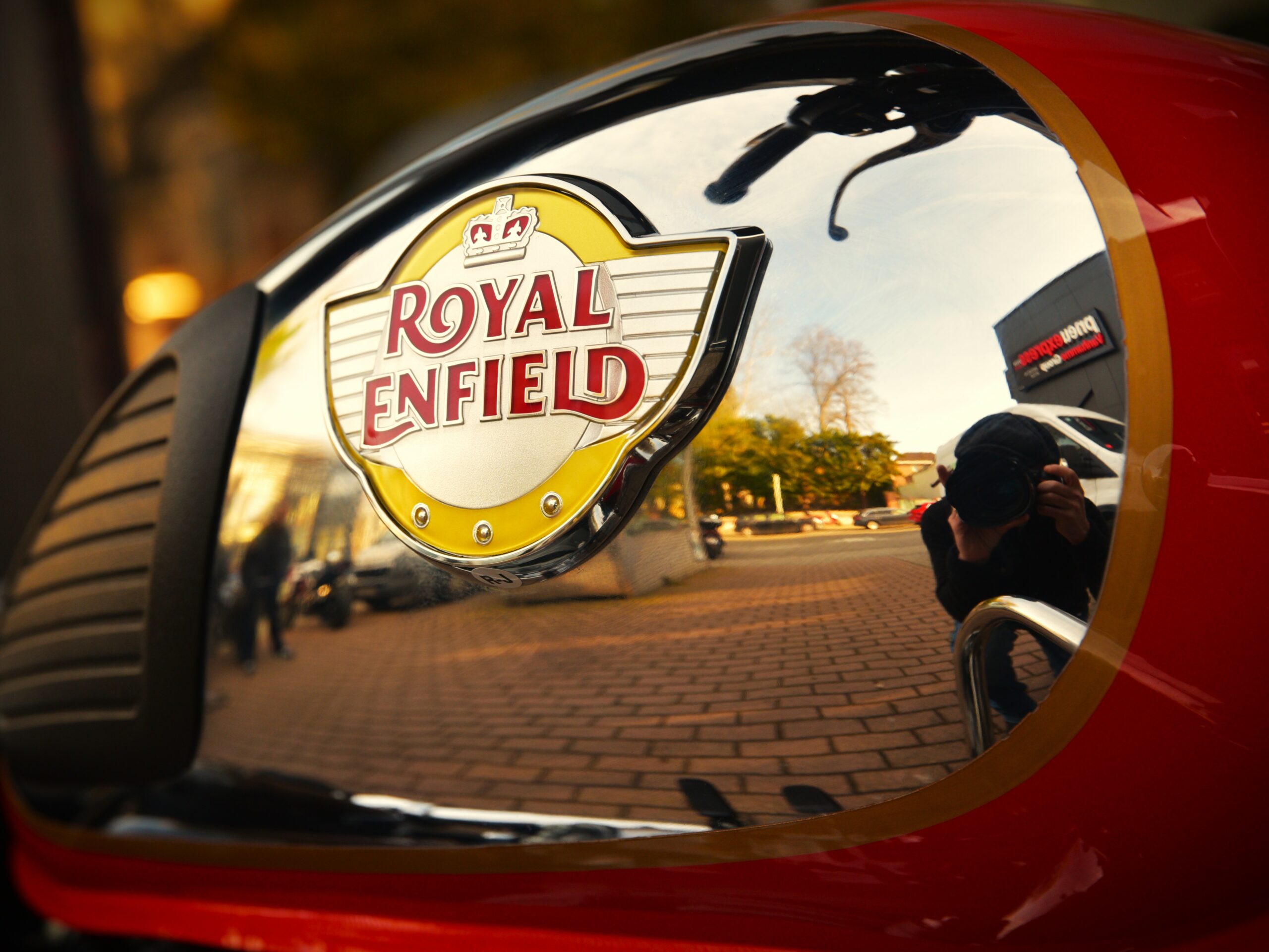 ROYAL ENFIELD CLASSIC 350 – Image 8
