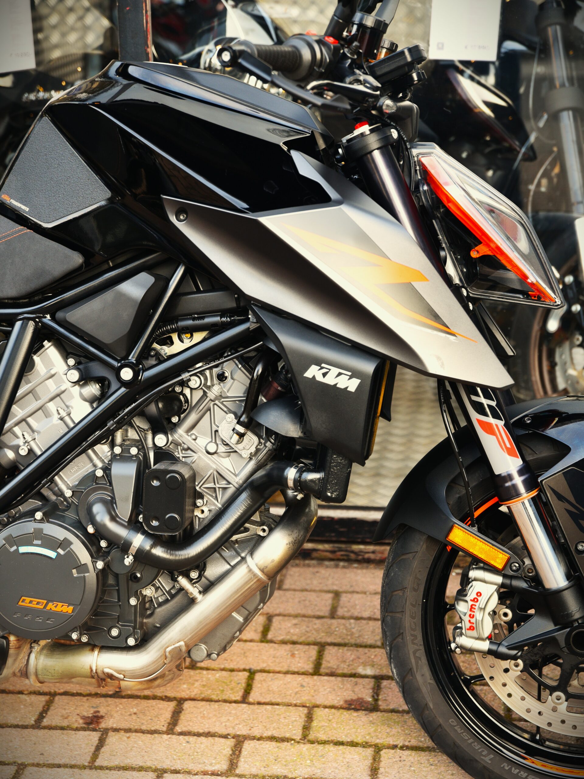 KTM 1290 SUPER DUKE R – Image 4