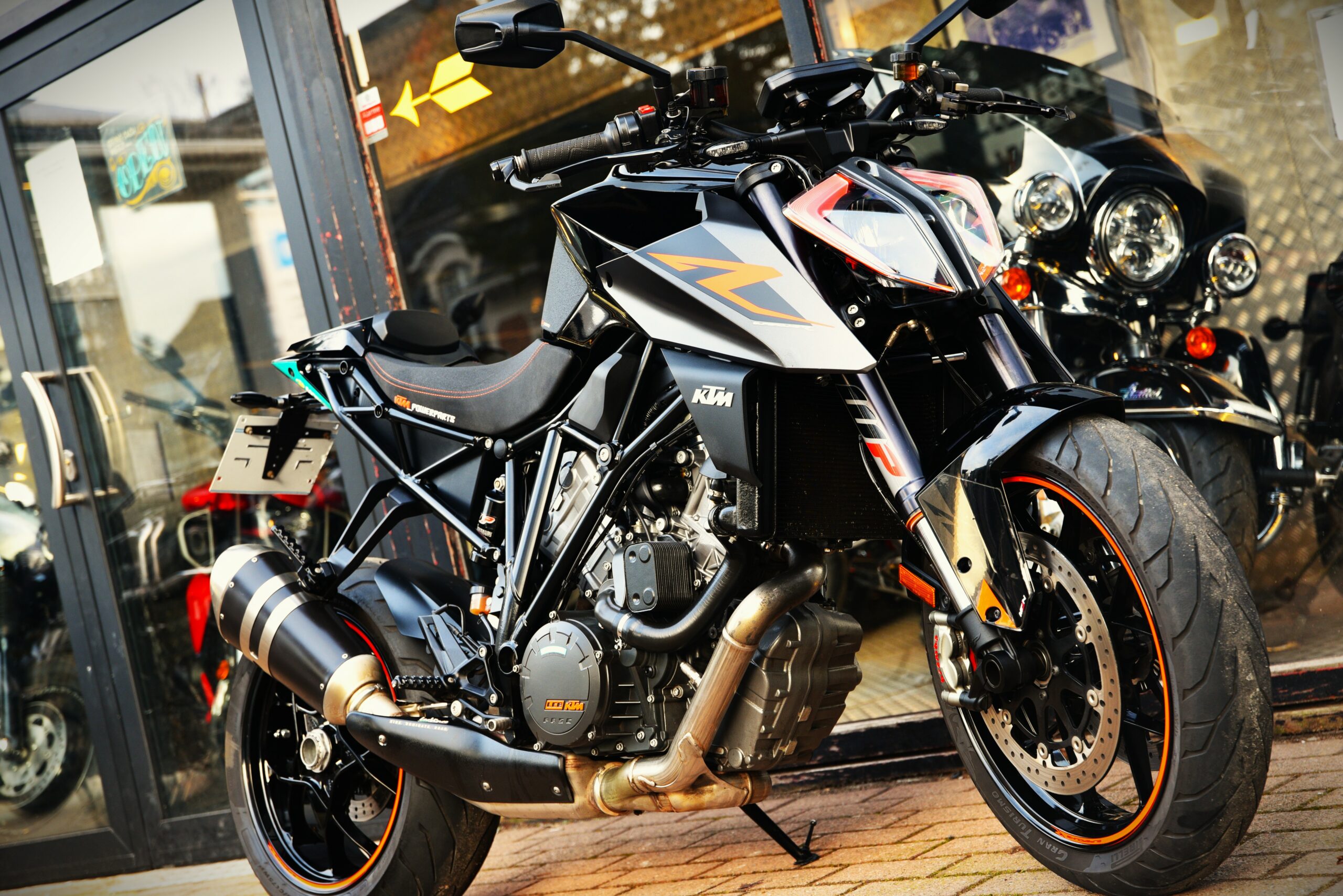 KTM 1290 SUPER DUKE R – Image 5