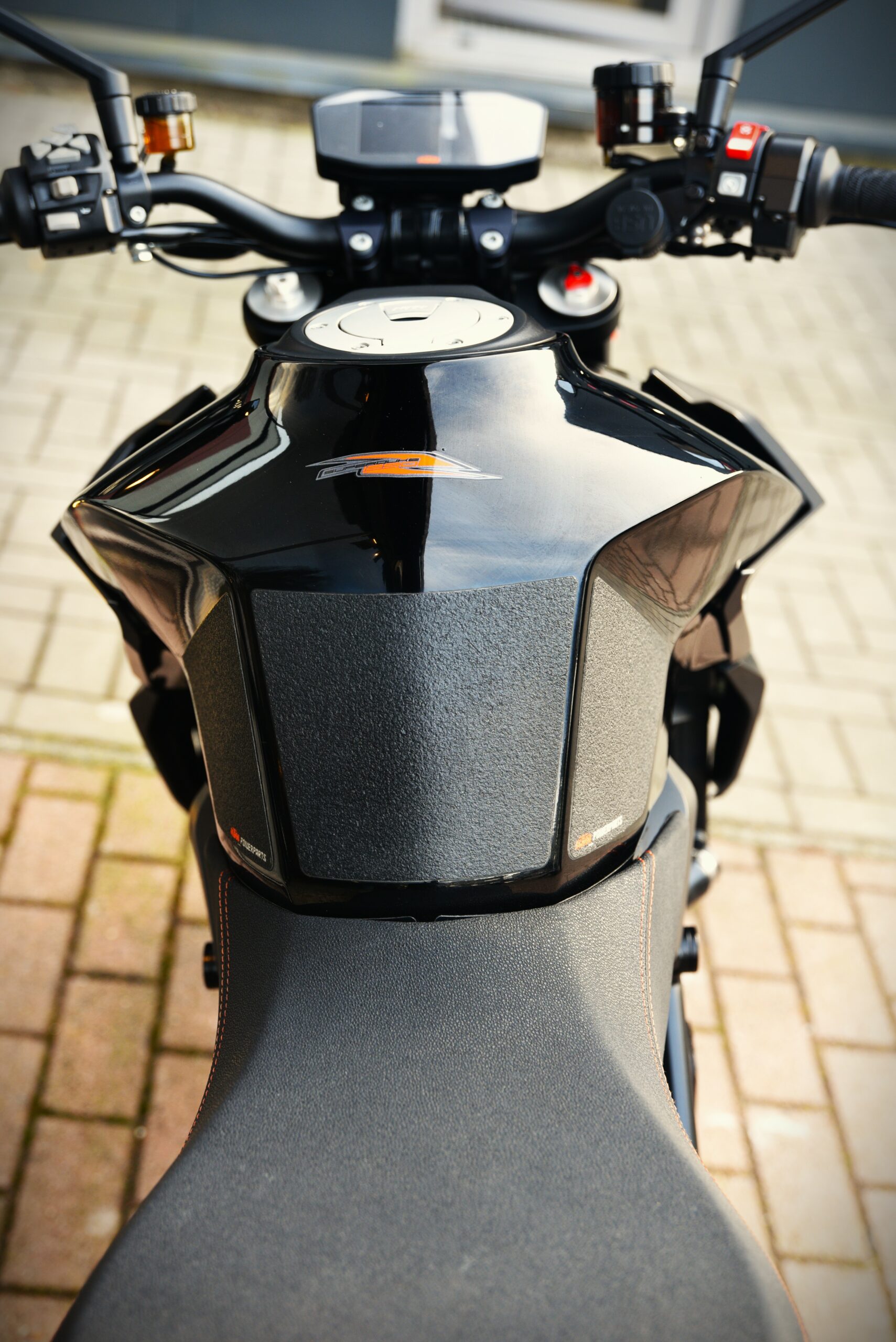 KTM 1290 SUPER DUKE R – Image 7