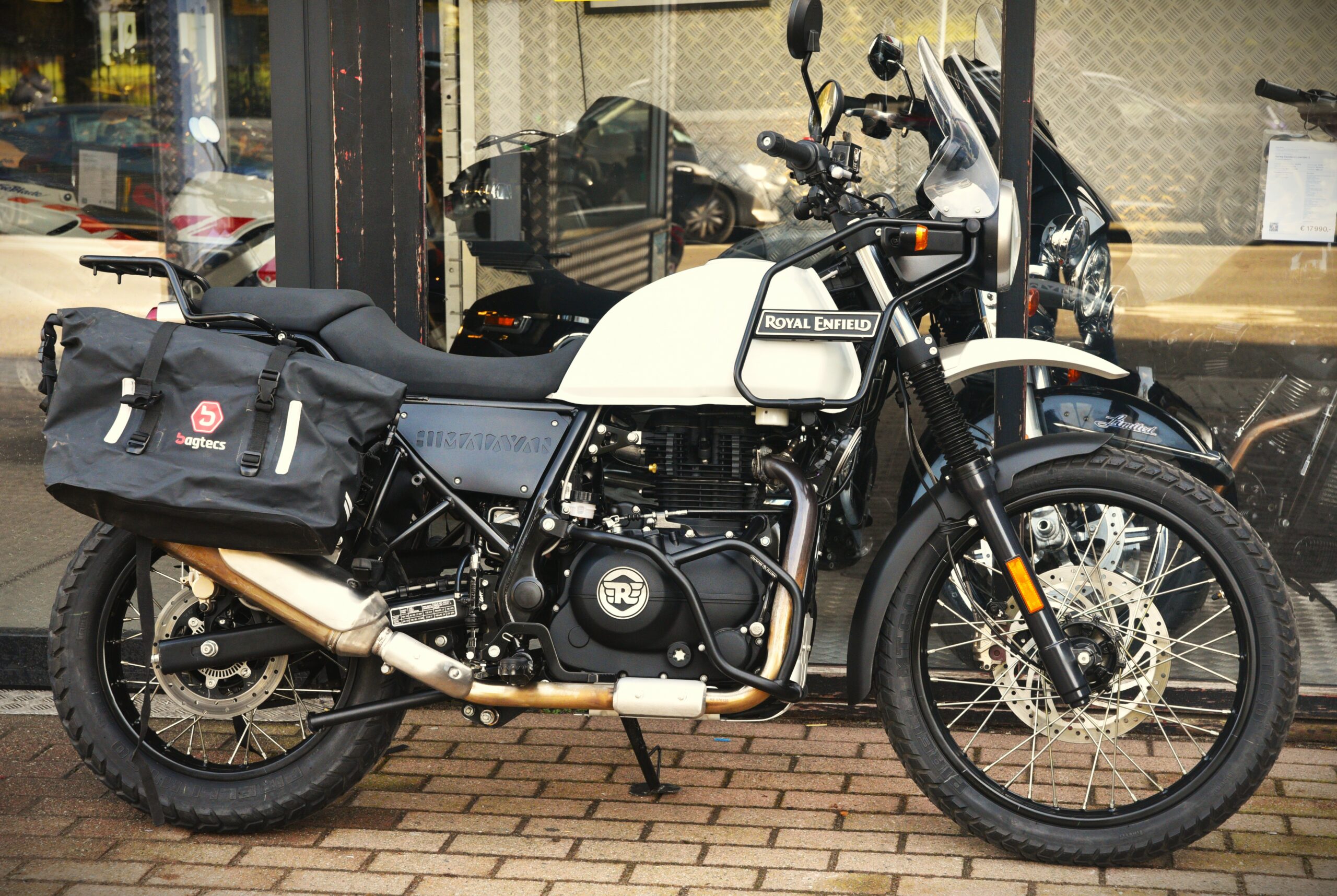 ROYAL ENFIELD HIMALAYAN 410 – Image 2