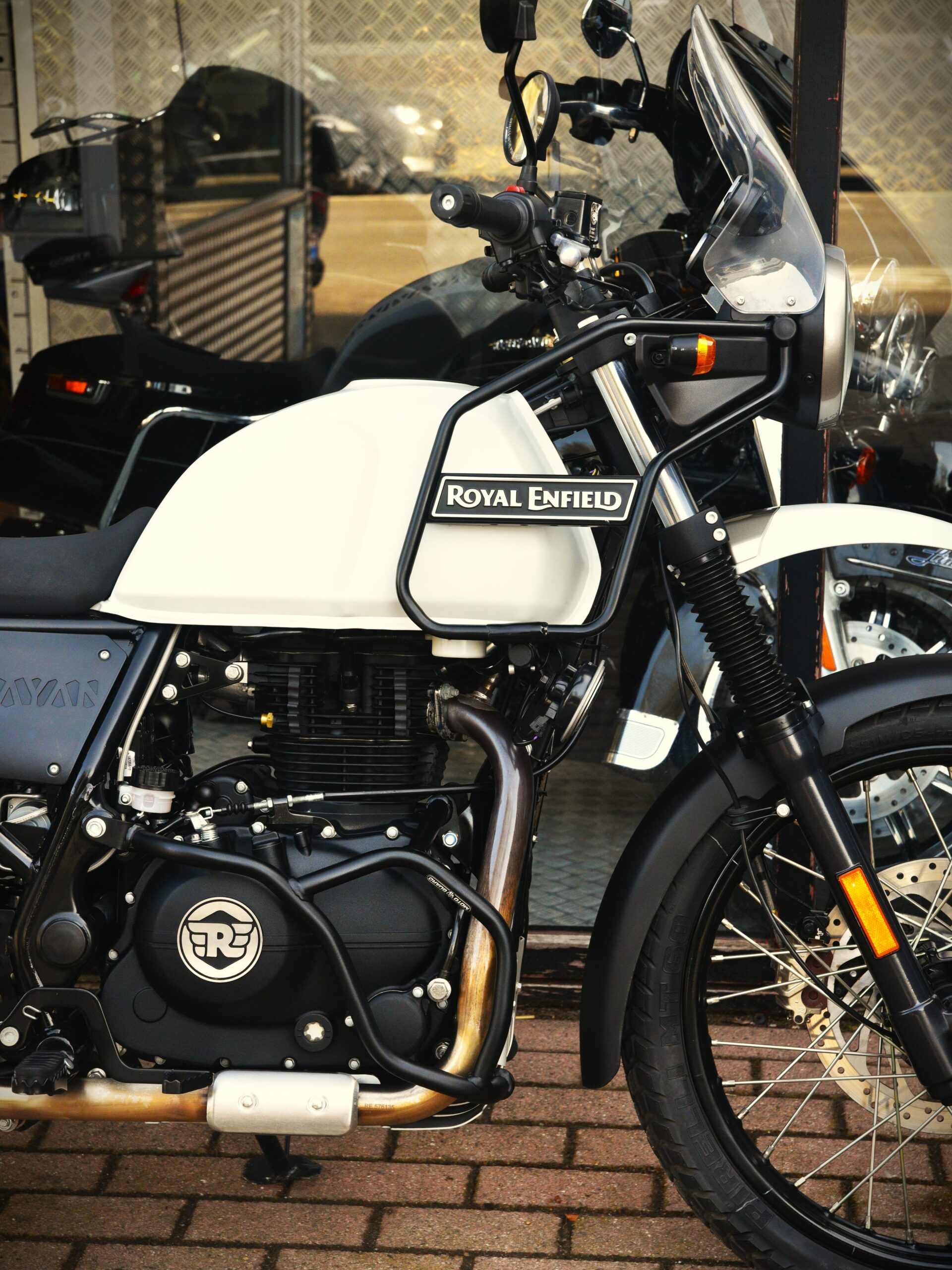 ROYAL ENFIELD HIMALAYAN 410 – Image 4