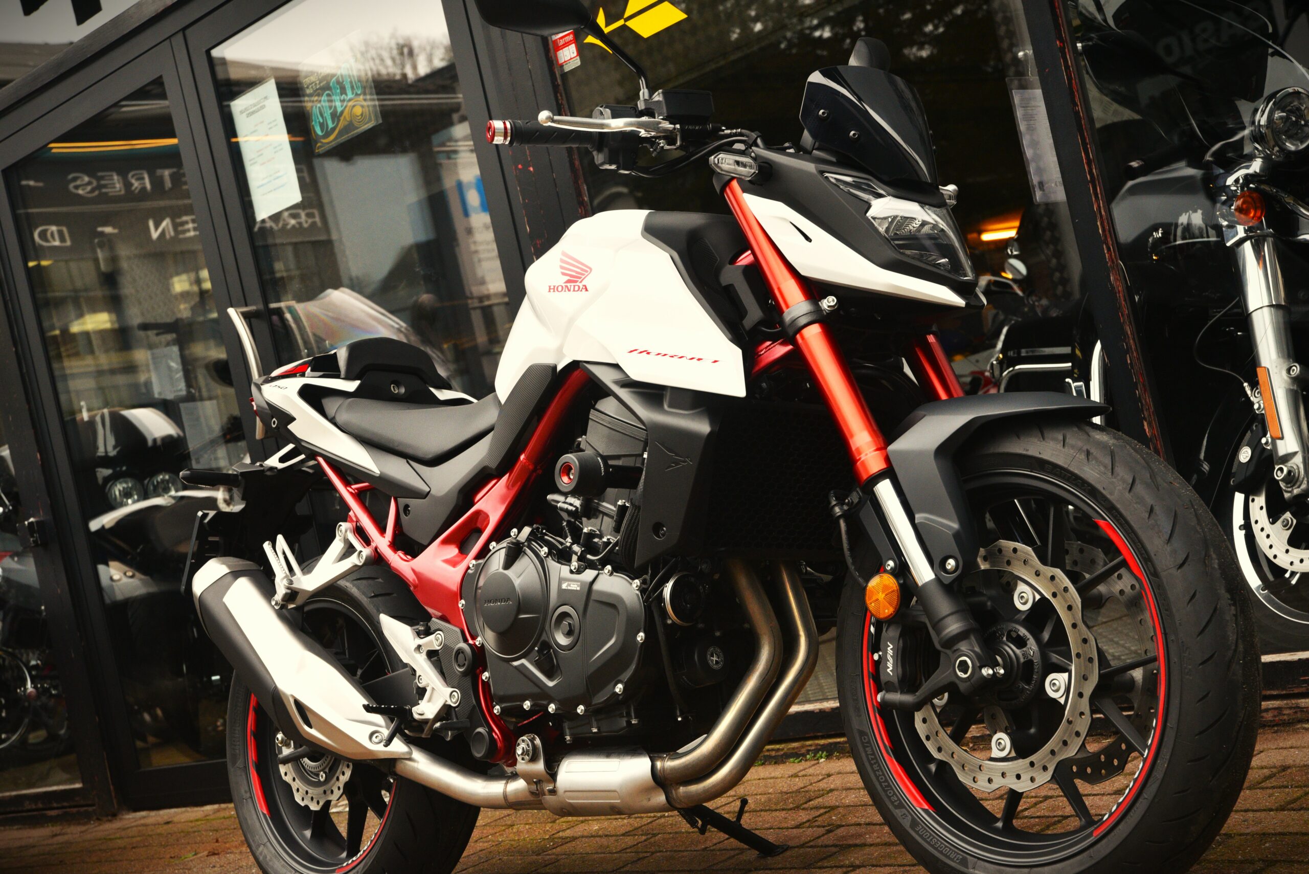 HONDA CB 750 HORNET – Image 5