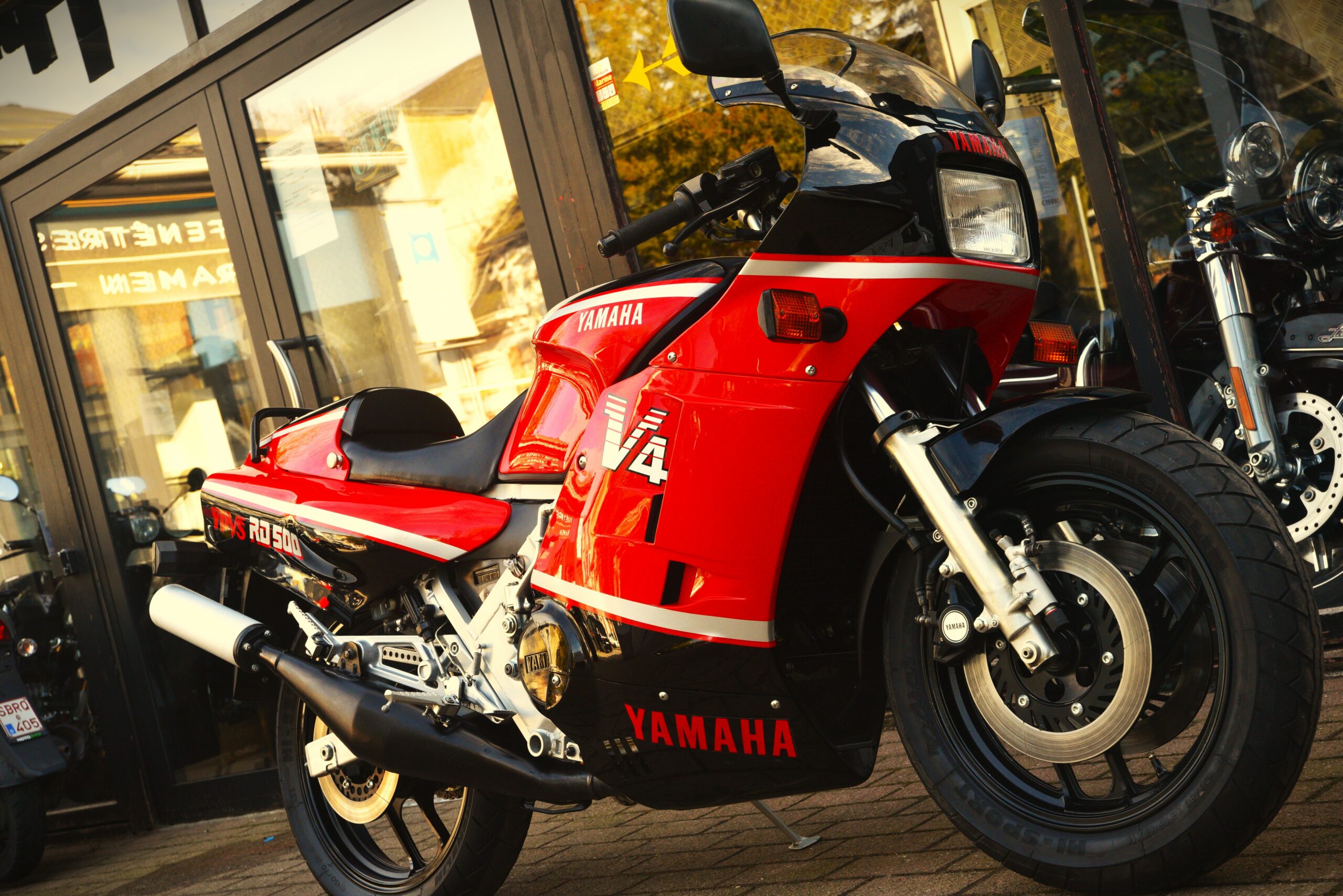 YAMAHA RD 500 LC – Image 5