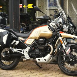 MOTO GUZZI V85 TT TRAVEL