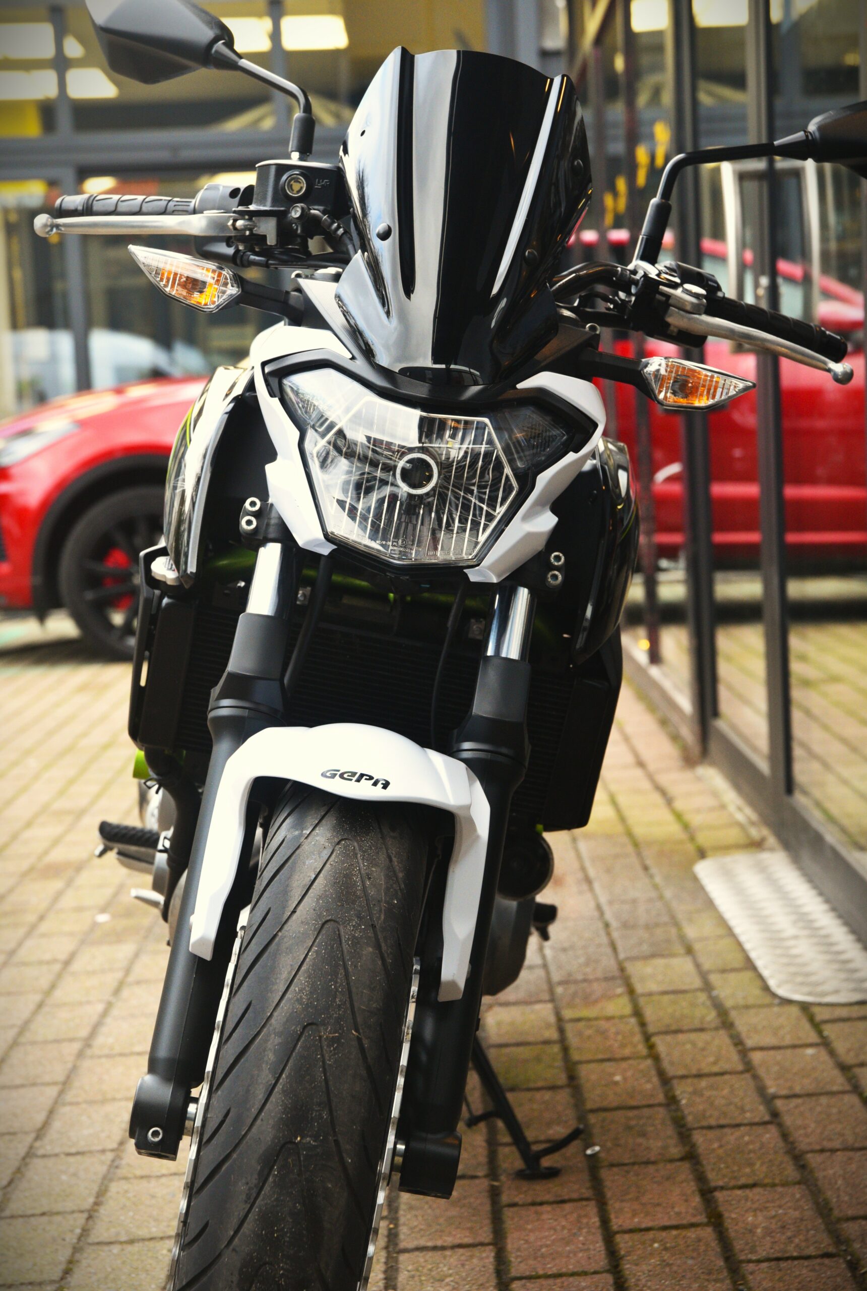 KAWASAKI Z 650 – Image 6