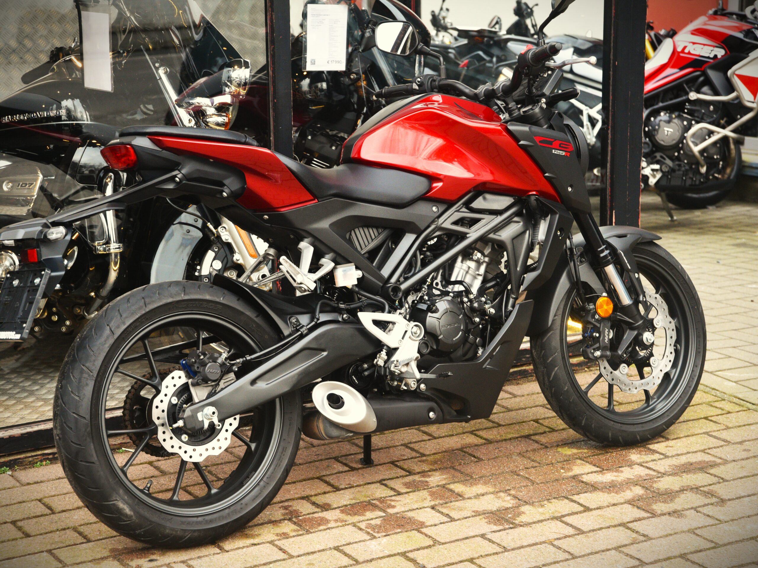 HONDA CB 125 R – Image 3