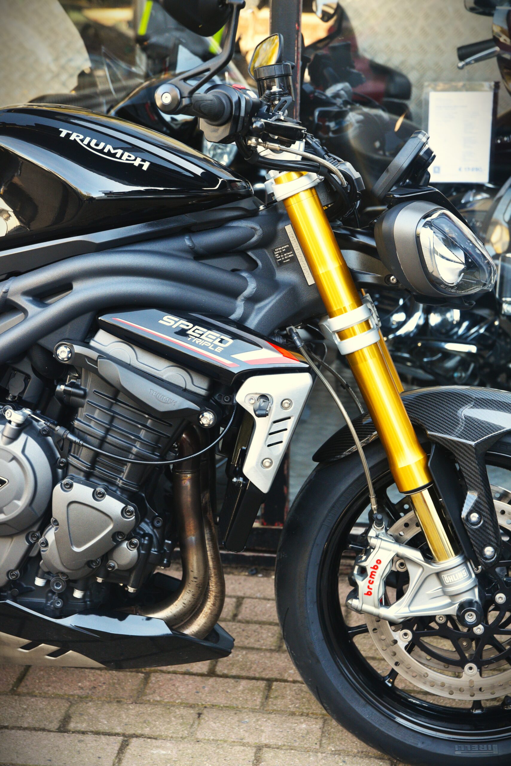 TRIUMPH 1200 SPEED TRIPLE RS – Image 4