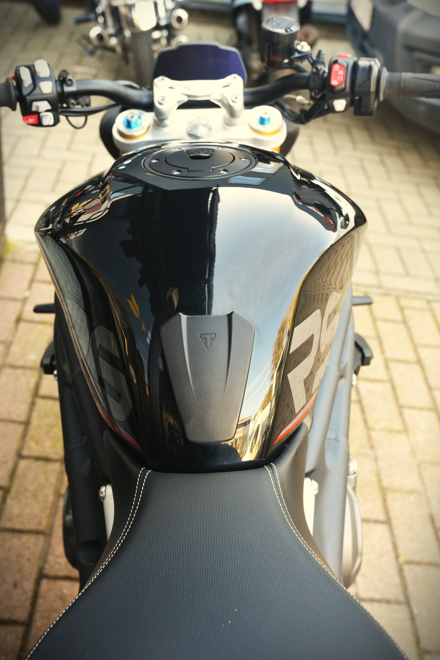 TRIUMPH 1200 SPEED TRIPLE RS – Image 7